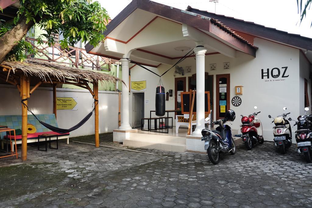 Hoz Bed & Breakfast Yogyakarta Buitenkant foto